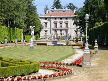 Vista del  Palacio de Los Selgas, llamado La Quinta, en la localidad asturiana de El Pito.