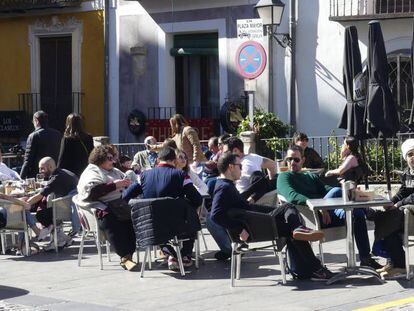 Imagen de archivo de una terraza en Cuenca.