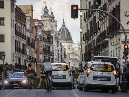 La Comisión Europea había dejado en estado latente el expediente contra España por la polución. Pero la reversión del plan de la capital disparó las alarmas en la UE