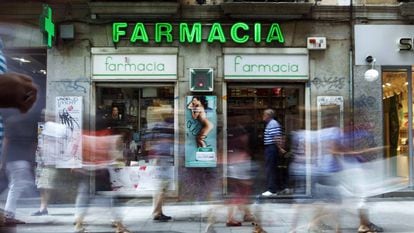 Una farmacia en la calle Preciados