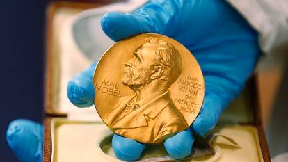 Medalla que la Academia entrega a los ganadores del Premio Nobel.