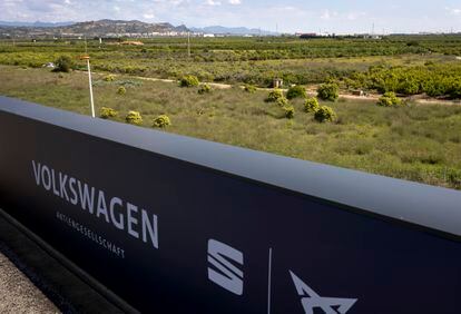 Terreno no município de Sagunto onde está prevista a construção da gigafábrica de baterias do Grupo Volkswagen.