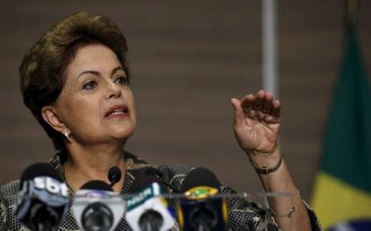 La presidenta de Brasil, Dilma Rousseff, durante una conferencia de prensa en la Ciudad de M&eacute;xico. 