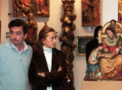 Visitantes en una de las anteriores ediciones de la feria de antigüedades Feriarte.