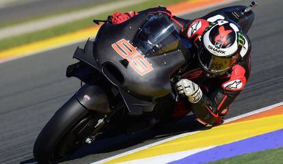 Jorge Lorenzo durante la prueba con la Ducati.