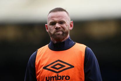 Wayne Rooney, en una foto de enero de 2020 en el calentamiento previo a un partido de FA Cup contra el Crystal Palace.