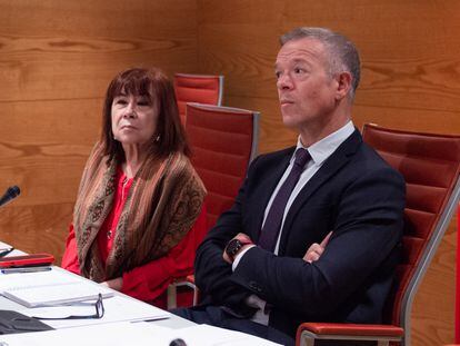 La vicepresidenta primera del Senado, Cristina Narbona y el presidente del Senado, Ander Gil, el pasado a 20 de diciembre en Madrid.