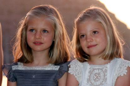Las hijas de los Reyes en las vacaciones de 2012 en Mallorca.