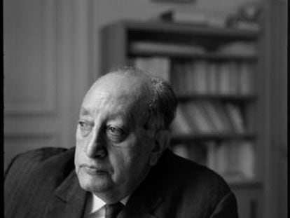 El escritor Miguel Ángel Asturias, retratado por Henri Cartier-Bresson.