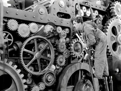 Charles Chaplin en la película 'Tiempos modernos' (Modern Times, 1936, EE UU).