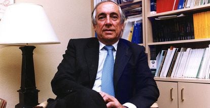 Carlos Espinosa de los Monteros.