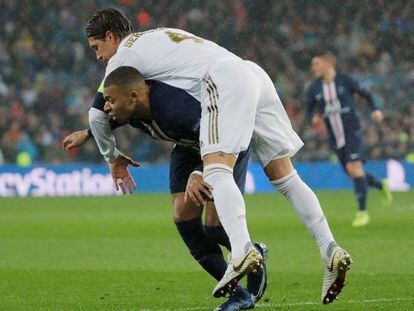 Mbappé y Ramos, en el Real Madrid-PSG del 26 de noviembre.