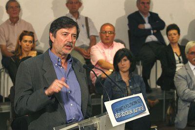 Rafa Díez, dirigente de la izquierda <i>abertzale</i>, ayer en un acto en San Sebastián.