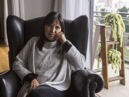 Claudia Piñeiro en su casa, en Buenos Aires.