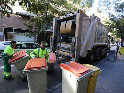 Madrileño: esto hacen por ti los basureros