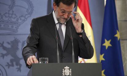 El presidente del Gobierno espa&ntilde;ol, Mariano Rajoy, durante la rueda de prensa que ha ofrecido junto al presidente franc&eacute;s, Fran&ccedil;ois Holland.