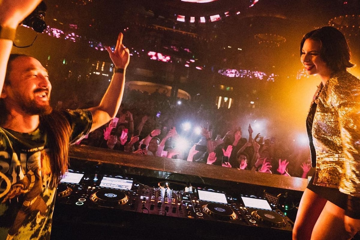 Ángela Aguilar y Steve Aoki llevan la clásica balada ‘La gata bajo la lluvia’ al terreno de la música electrónica Ángela Aguilar y Steve Aoki llevan la clásica balada ‘La gata bajo la lluvia’ al terreno de la música electrónica