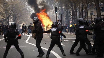 Protestas en Francia contra el Gobierno de Macron y la reforma de las pensiones.
