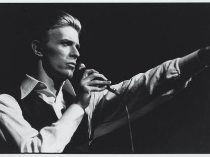 David Bowie, durante un concierto.