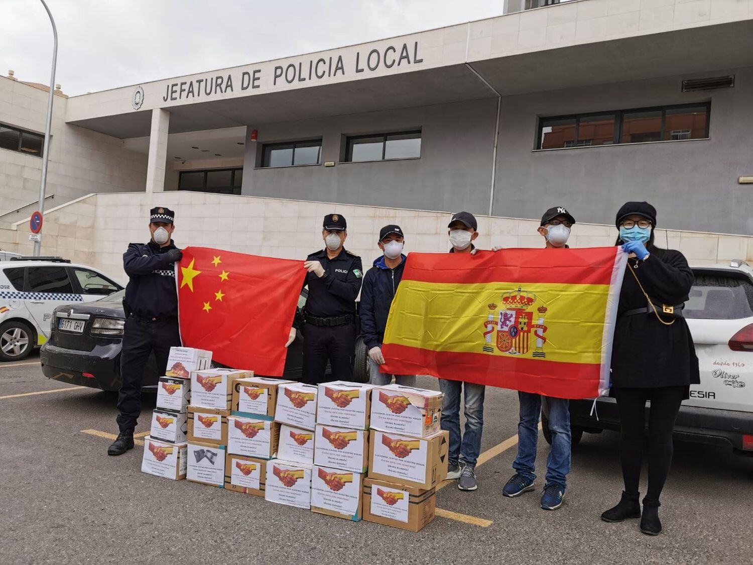 Una donación de la comunidad china en Almería.