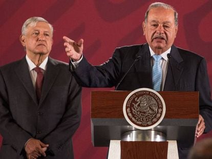 El empresario Slim junto a López Obrador. 