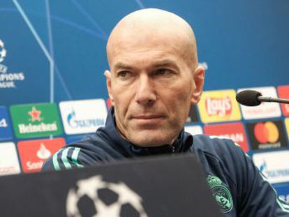 A una semana del clásico, el técnico del Madrid subraya que el de Brujas, en el que aguarda a los secundarios, “no es un partido amistoso”