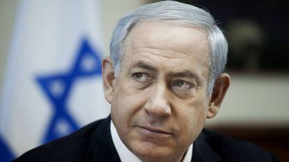 El primer ministro israel&iacute;, Benjamin Netanyahu, durante un Consejo de Ministros en diciembre de 2015.