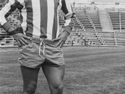 Ramón, con la camiseta del Atlético.