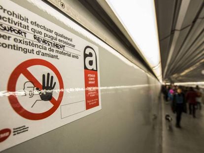 Avisos por la presencia de amianto en el metro de Barcelona.