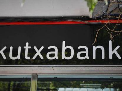 Kutxabank gana 125,5 millones hasta junio, un 8,8% menos