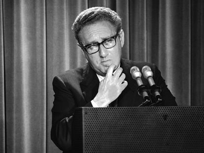 Henry Kissinger, en mayo de 1973, durante una conferencia de prensa en la Casa Blanca.