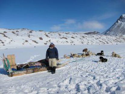 Un inuit en Groenlandia.
