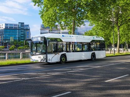 Autobús 'Urbino 12' de Solaris.