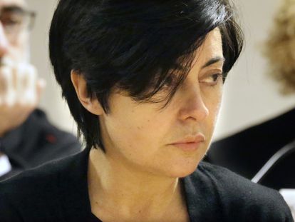 Imagen de archivo de 2015 de Rosario Porto, madre de Asunta Basterra, condenada a 18 años por el asesinato de la niña en A Coruña, durante el juicio en Santiago de Compostela.