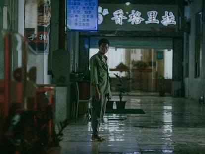 Fotograma de la película angoleña 'Nossa senhora da loja do chinês' ('Nuestra señora de la tienda del chino').