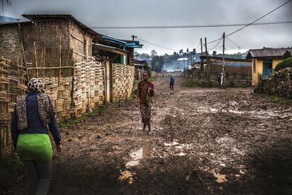 Lodazal en los alrededores del poblado de Mejo, al sureste de Etiopía.