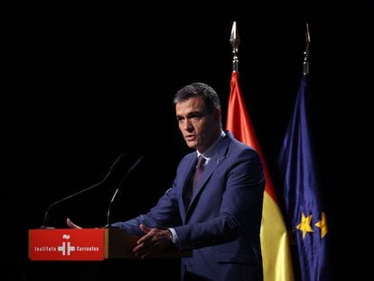El presidente del Gobierno en funciones, Pedro Sánchez, en la sede del Instituto Cervantes de Madrid, este lunes.