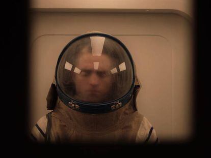 Robert Pattinson, en un fotograma de 'High Life'. 