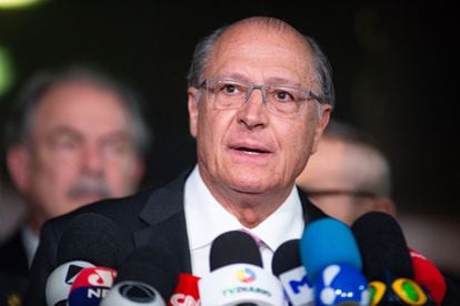 Geraldo Alckmin habla durante una rueda de prensa en la sede del Congreso, en Brasilia, el 3 de noviembre de 2022. 