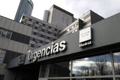 Entrada del servicio de Urgencias del Hospital de La Paz en Madrid.