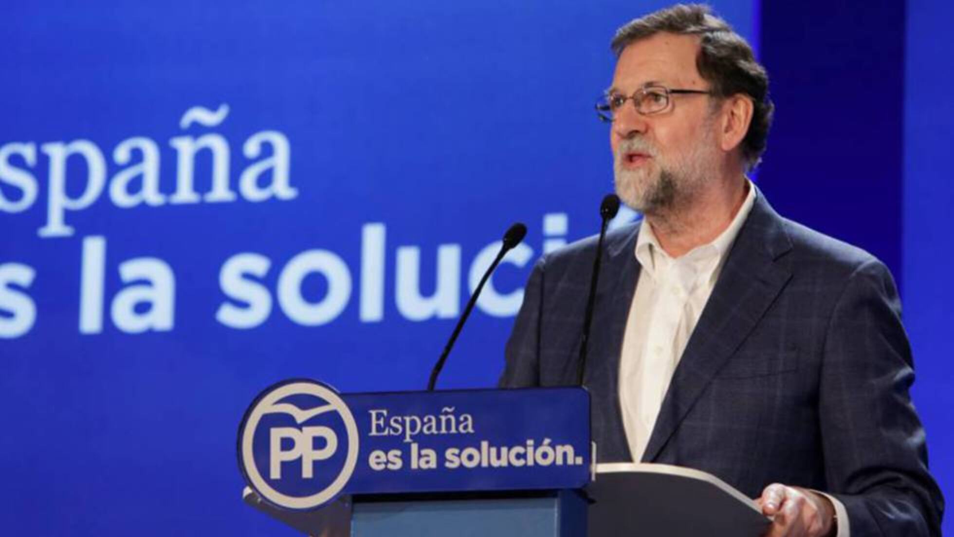Rajoy propondrá subir el salario mínimo un 4% en 2018 | Economía | EL PAÍS