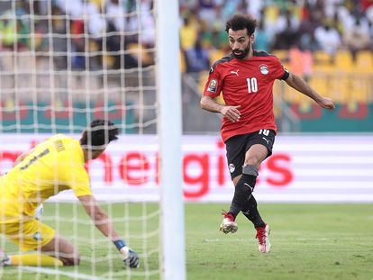 Salah remata para batir al sevillista Bono en el 1-1 de Egipto ante Marruecos.