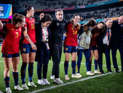 Las jugadoras de la selección española de fútbol femenino celebran su victoria ante Suecia durante la semifinal del Mundial femenino de fútbol.