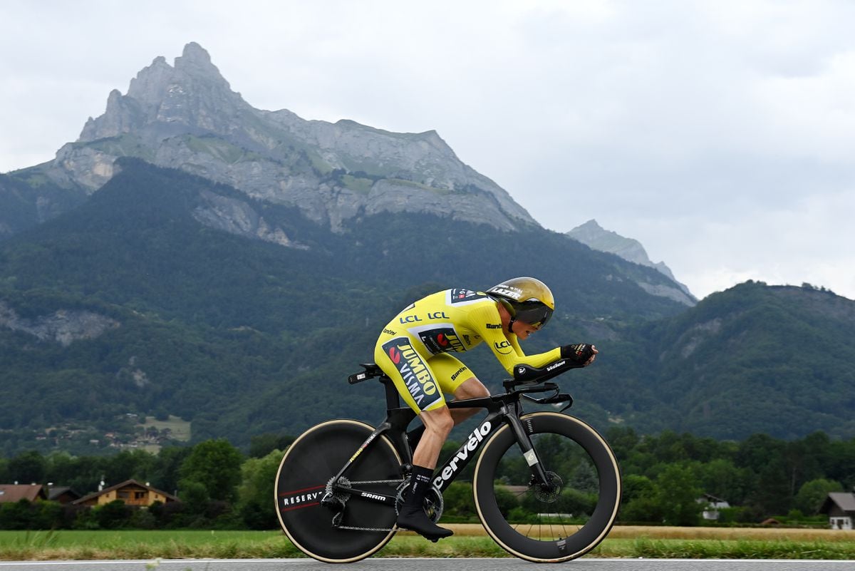 La UCI frena el carenado pectoral de los ciclistas | Ciclismo | Deportes