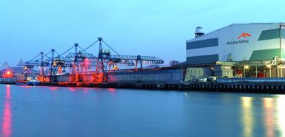 Fábrica de ArcelorMittal en Sestao.
