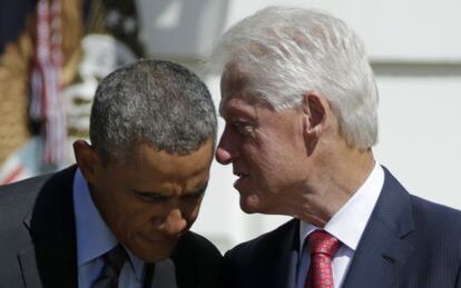 El presidente Barack Obama, a la izquierda, afronta con el referéndum escocés la posible ruptura de un socio estrecho, como Bill Clinton, a la derecha, en 1995 con Quebec