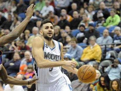 Ricky Rubio, ante los Suns.