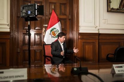 Guido Bellido, nuevo primer ministro de Perú, posa para un retrato el termino de una entrevista con EL PAÍS en Lima, el pasado 4 de agosto.