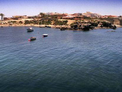 Una vista de la isla de Tabarca, frente a la costa de Alicante