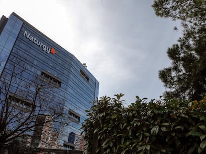 El Gobierno autoriza un acuerdo con Emiratos Árabes Unidos para la promoción de inversiones en plena opa por Naturgy